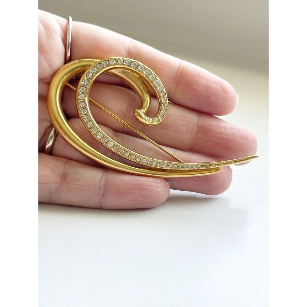 Vintage Givenchy Brooch Loop Swirl Gold Tone with Rhinestones Old Money Timeless - Picture 2 of 6